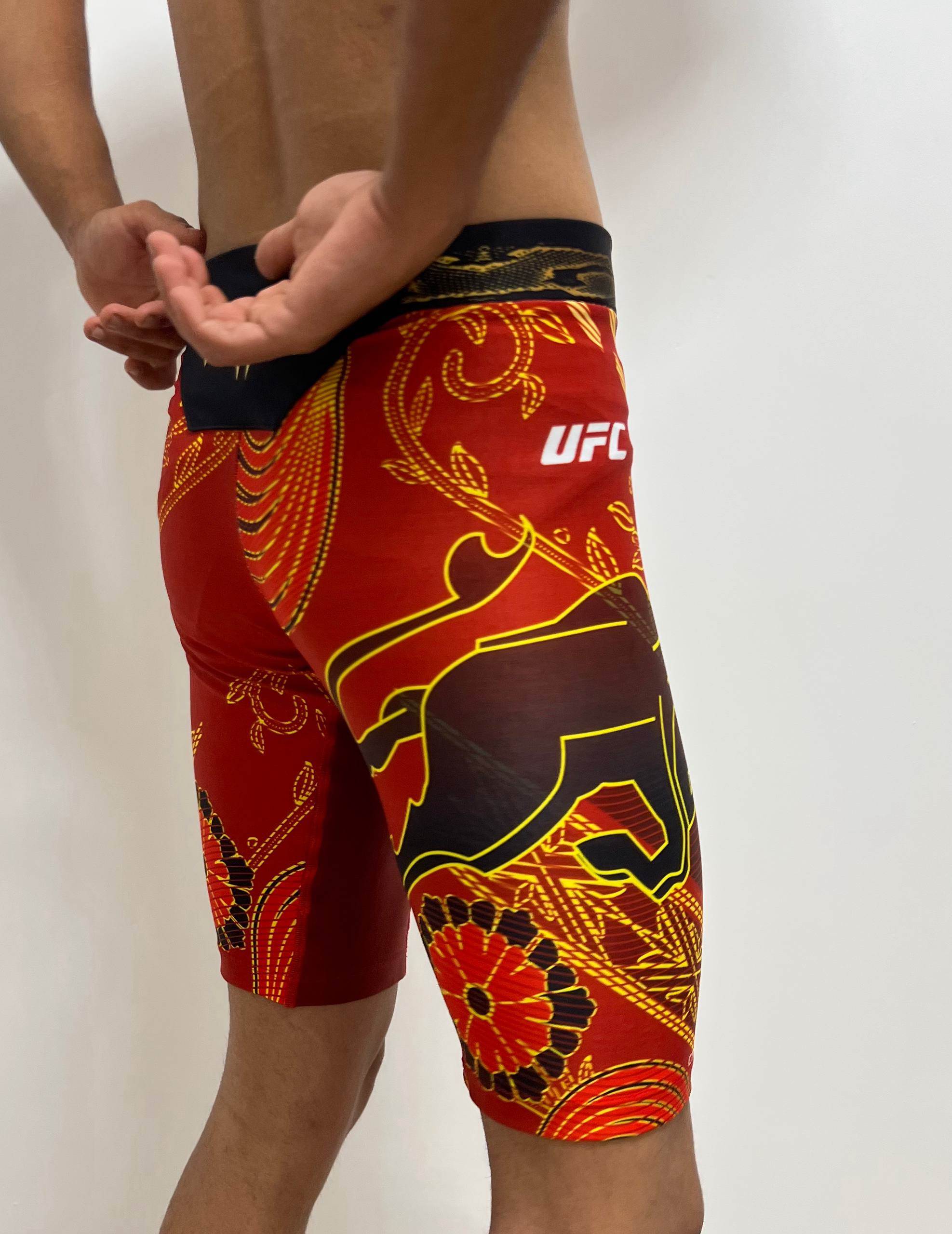 ست فایتری یو اف سی طرح ایلیا توپوریا