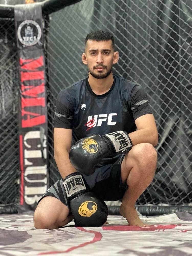 ست فایتری یو اف سی UFC (طرح خمزات چیمایف)